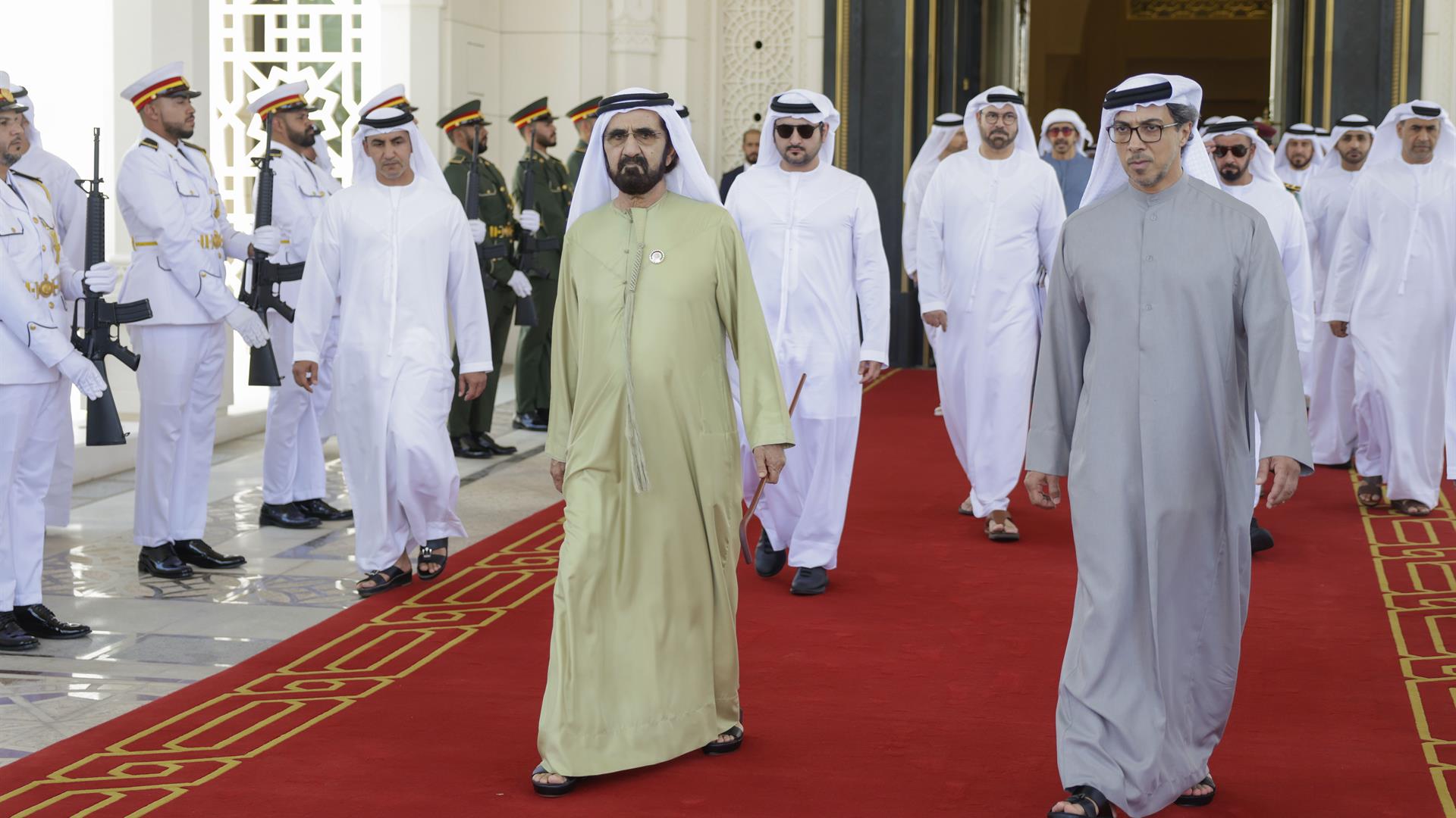 مجلس الوزراء برئاسة محمد بن راشد يعتمد إطلاق أول منظومة تشريعية ذكية متكاملة لتطوير التشريعات والقوانين في حكومة الإمارات