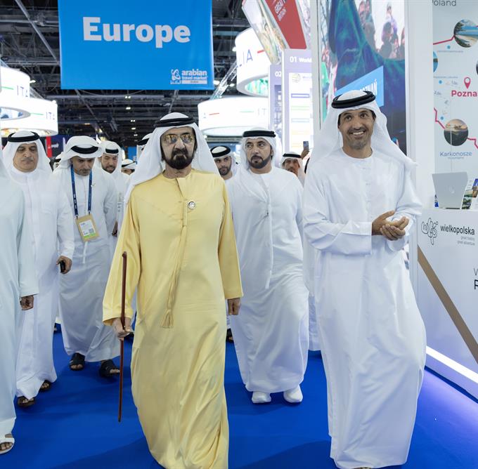  صاحب السمو الشيخ محمد بن راشد آل مكتوم - محمد بن راشد يزور  معرض سوق السفر العربي 2025