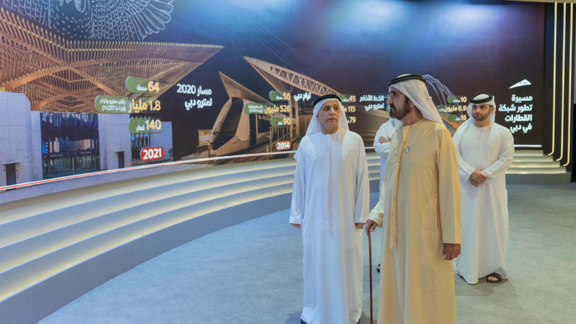 محمد بن راشد يشهد الاحتفال بوضع حجر الأساس لبدء تنفيذ الخط الأزرق لمترو دبي