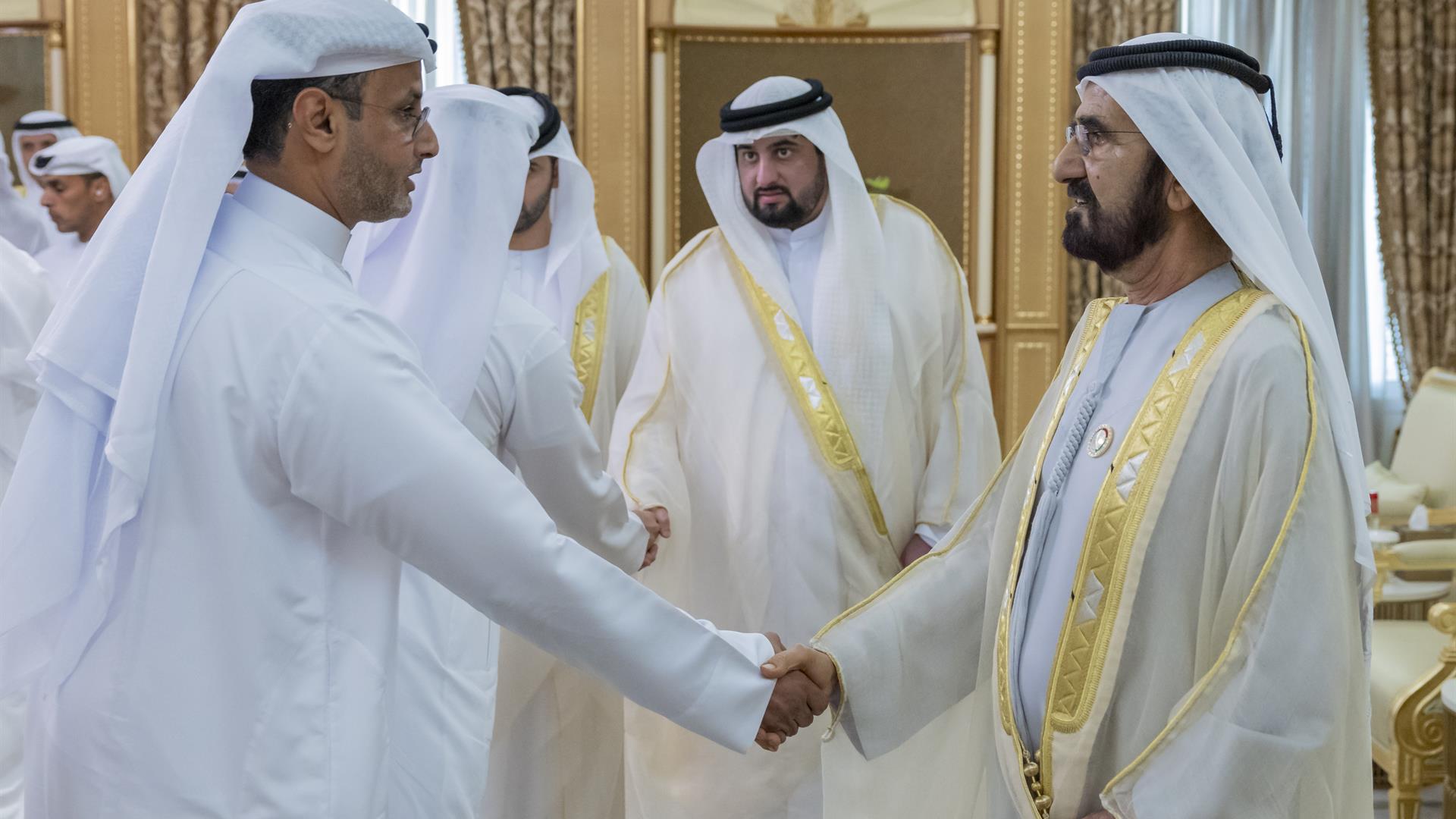 محمد بن راشد يستقبل المهنئين بعيد الأضحى المبارك