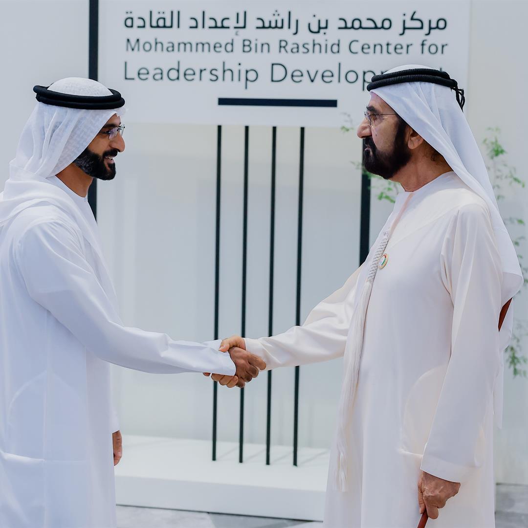 محمد بن راشد يشهد تخريج دفعة 2024-2025 من منتسبي برنامج "محمد بن راشد لإعداد القادة"