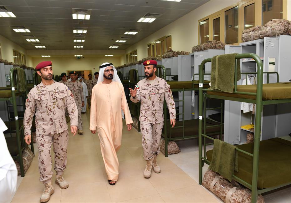 صاحب السمو الشيخ محمد بن راشد آل مكتوم-أخبار-محمد بن راشد يشارك مجندي الخدمة الوطنية طعام الإفطار