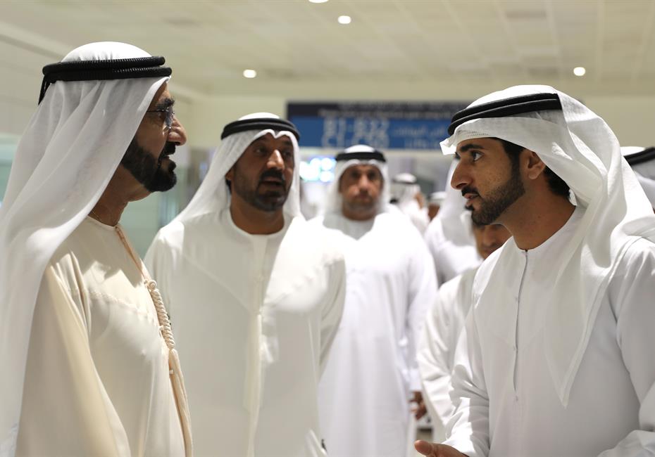  صاحب السمو الشيخ محمد بن راشد آل مكتوم-أخبار-محمد بن راشد يزور مطار دبي الدولي ويطمئن على راحة وسلامة مستخدميه