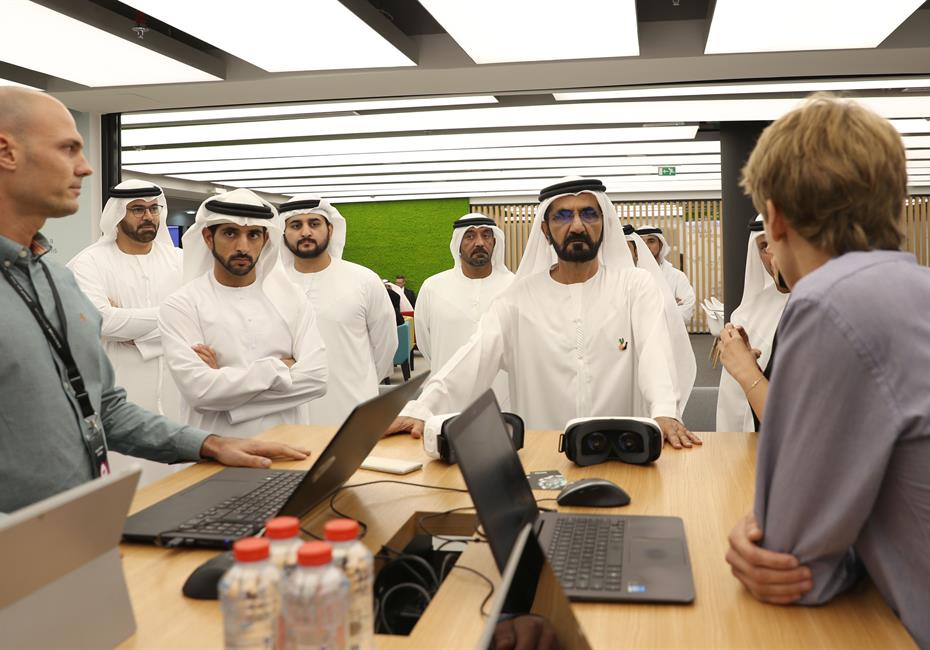  صاحب السمو الشيخ محمد بن راشد آل مكتوم-أخبار-محمد بن راشد: دولة الإمارات تحتضن أفضل عقول العالم لصناعة مستقبل العالم