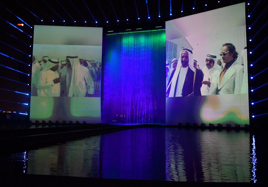  صاحب السمو الشيخ محمد بن راشد آل مكتوم-أخبار-محمد بن راشد يفتتح قناة دبي المائية بتكلفة إجمالية 3.7 مليار درهم وطول 12 كيلومتراً