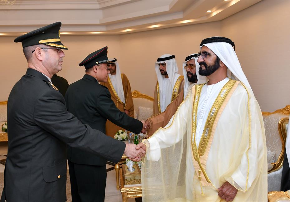  صاحب السمو الشيخ محمد بن راشد آل مكتوم-أخبار-محمد بن راشد يشهد تخريج دورة المرشحين الطيارين والجويين في كلية خليفة بن زايد الجوية