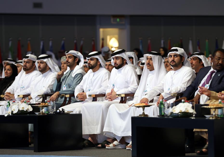 His Highness Sheikh Mohammed bin Rashid Al Maktoum-News-Mohammed bin Rashid attends Mansour bin Zayed’s session