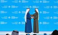  صاحب السمو الشيخ محمد بن راشد آل مكتوم-أخبار-محمد بن راشد يكرّم سيف بن زايد تقديراً لجهوده الاستثنائية في إنجاح إكسبو 2020 دبي