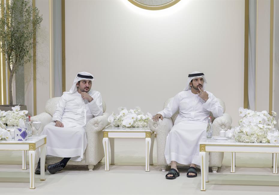  صاحب السمو الشيخ محمد بن راشد آل مكتوم-أخبار-محمد بن راشد يتلقى تهاني منصور بن زايد وخالد بن محمد بمناسبة أفراح آل مكتوم