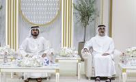  صاحب السمو الشيخ محمد بن راشد آل مكتوم-أخبار-محمد بن راشد يتلقى تهاني منصور بن زايد وخالد بن محمد بمناسبة أفراح آل مكتوم