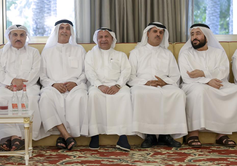 His Highness Sheikh Mohammed bin Rashid Al Maktoum-News-Mohammed bin Rashid meets with local dignitaries, businessmen, investors and senior officials at Union House in Dubai