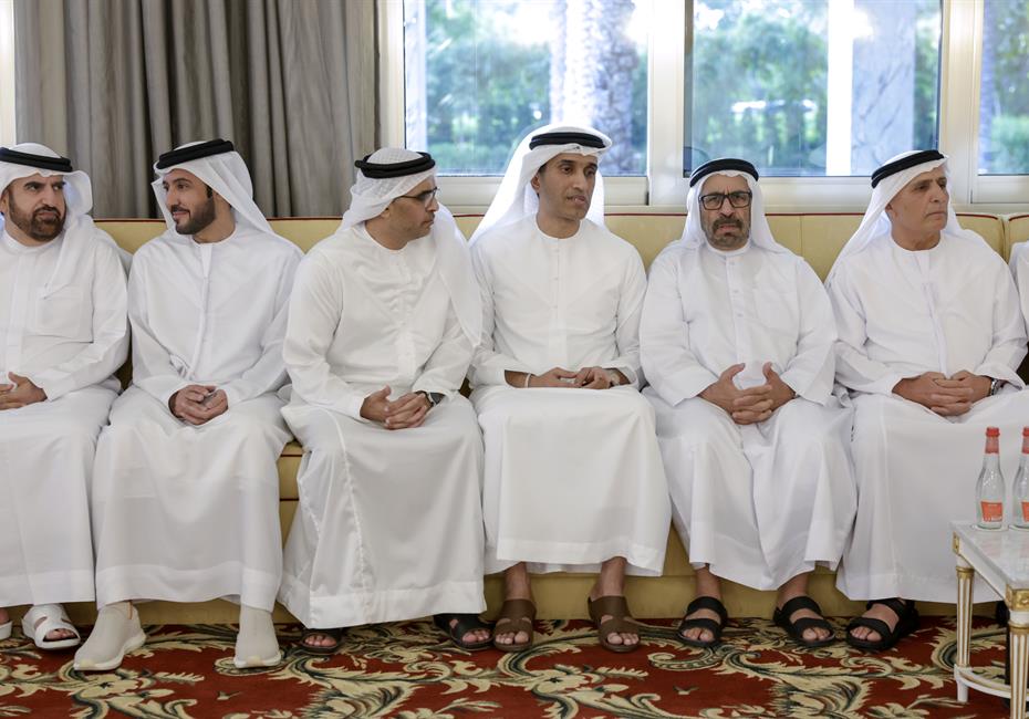 His Highness Sheikh Mohammed bin Rashid Al Maktoum-News-Mohammed bin Rashid meets with local dignitaries, businessmen, investors and senior officials at Union House in Dubai