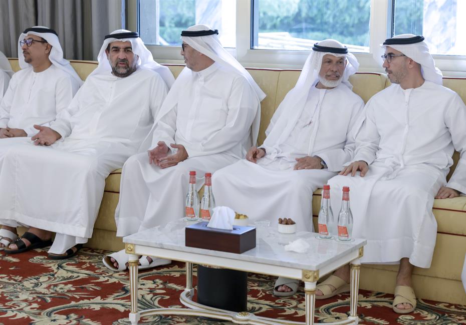 His Highness Sheikh Mohammed bin Rashid Al Maktoum-News-Mohammed bin Rashid meets with local dignitaries, businessmen, investors and senior officials at Union House in Dubai