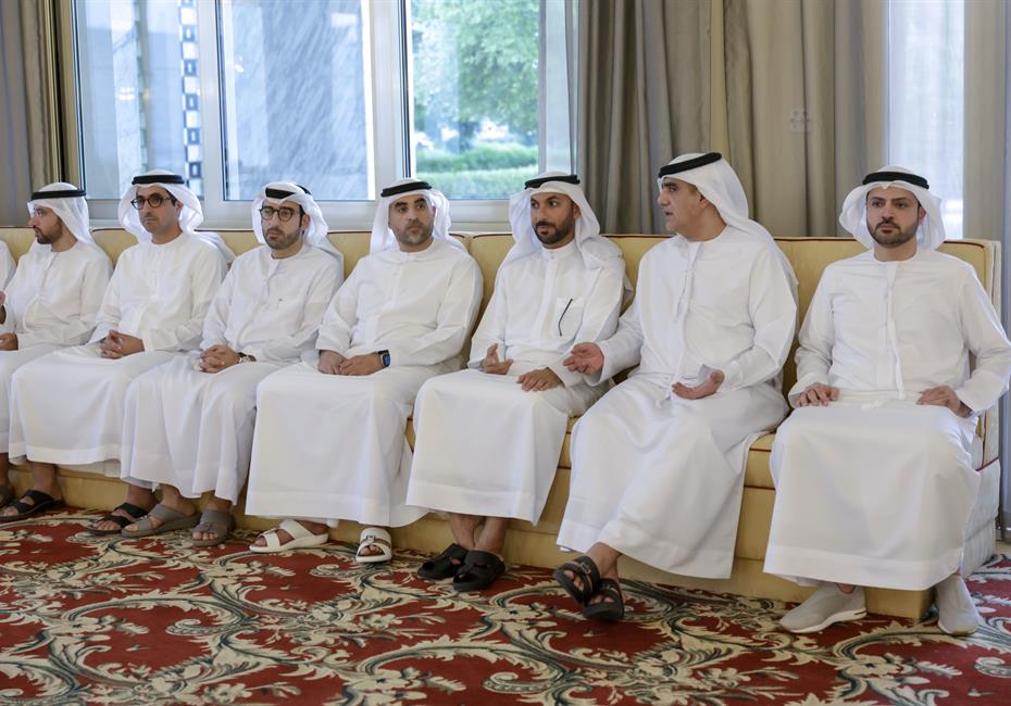 His Highness Sheikh Mohammed bin Rashid Al Maktoum-News-Mohammed bin Rashid meets with local dignitaries, businessmen, investors and senior officials at Union House in Dubai