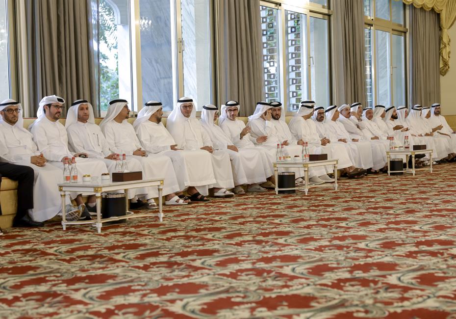 His Highness Sheikh Mohammed bin Rashid Al Maktoum-News-Mohammed bin Rashid meets with local dignitaries, businessmen, investors and senior officials at Union House in Dubai