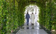 His Highness Sheikh Mohammed bin Rashid Al Maktoum-News-Mohammed bin Rashid meets with the King of Bahrain at his residence in Abu Dhabi