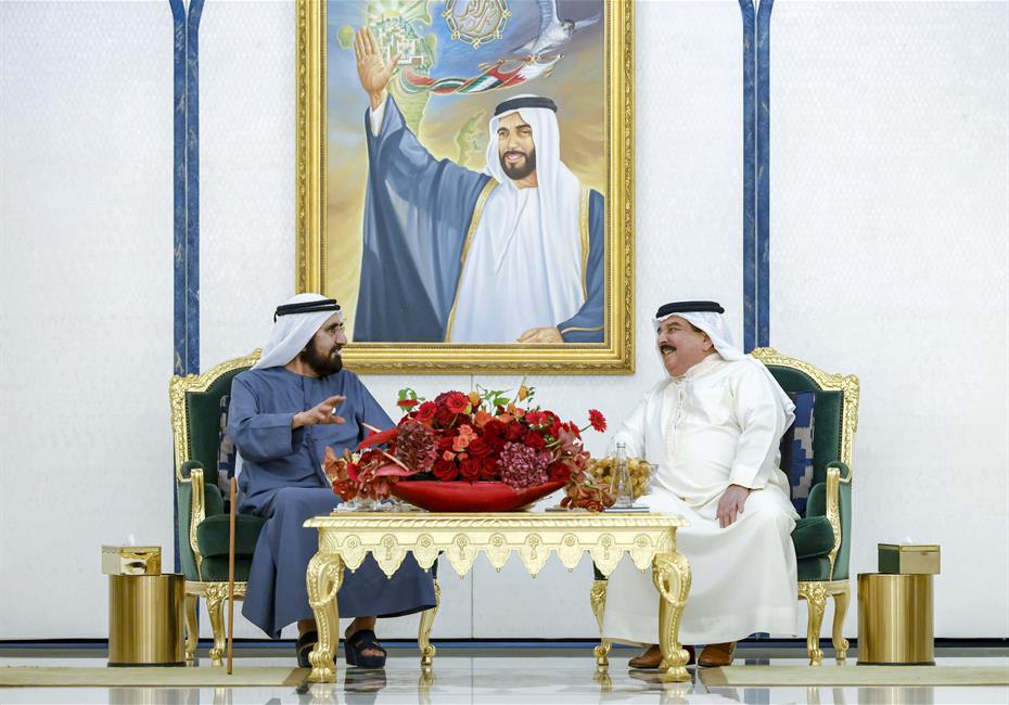 His Highness Sheikh Mohammed bin Rashid Al Maktoum-News-Mohammed bin Rashid meets with the King of Bahrain at his residence in Abu Dhabi