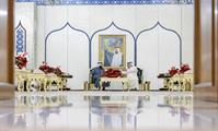 His Highness Sheikh Mohammed bin Rashid Al Maktoum-News-Mohammed bin Rashid meets with the King of Bahrain at his residence in Abu Dhabi