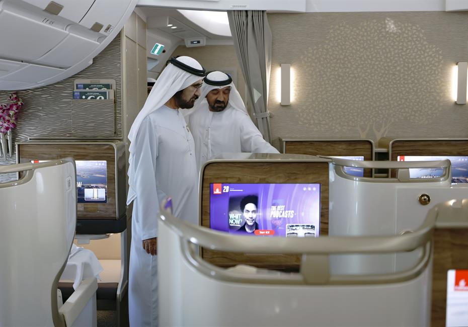 His Highness Sheikh Mohammed bin Rashid Al Maktoum-News-Mohammed bin Rashid reviews Emirates’ new A350 at Dubai International Airport