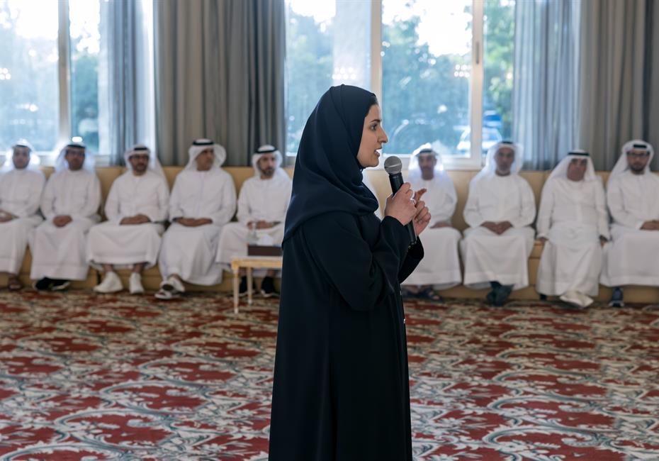 His Highness Sheikh Mohammed bin Rashid Al Maktoum-News-Mohammed bin Rashid meets with Foreign Trade and CEPA negotiation teams at the Ministry of Economy