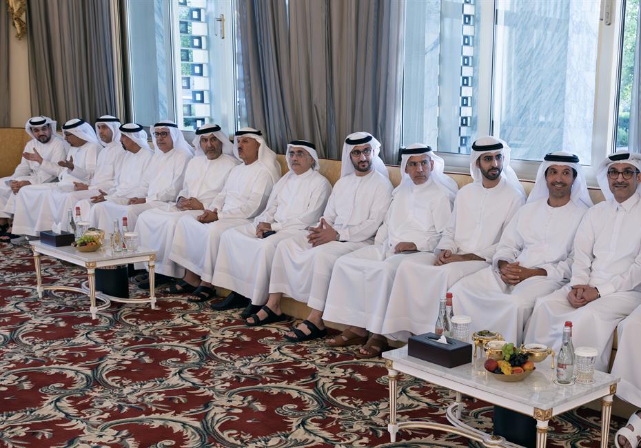 His Highness Sheikh Mohammed bin Rashid Al Maktoum-News-Mohammed bin Rashid meets with Foreign Trade and CEPA negotiation teams at the Ministry of Economy