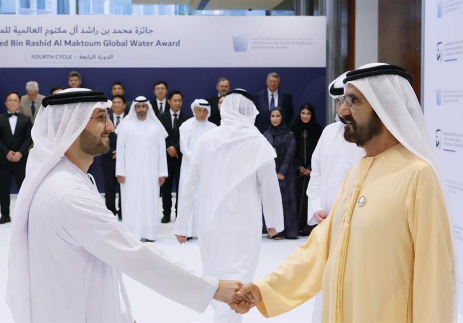  صاحب السمو الشيخ محمد بن راشد آل مكتوم-أخبار-محمد بن راشد يكرّم الفائزين في الدورة الرابعة من جائزة محمد بن راشد آل مكتوم العالمية للمياه