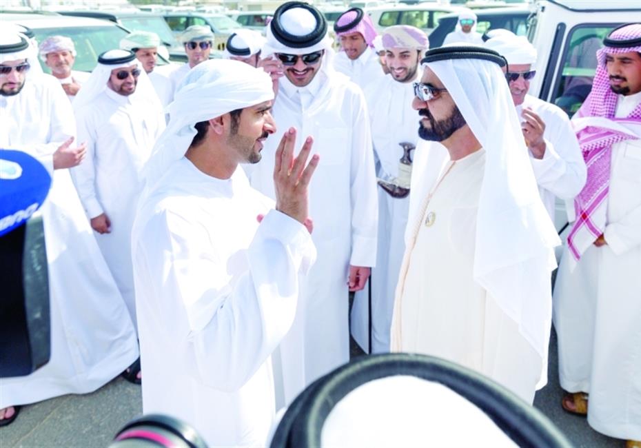  صاحب السمو الشيخ محمد بن راشد آل مكتوم-أخبار-محمد بن راشد يشهد تحدي السيوف لهجن أبناء القبائل في المرموم