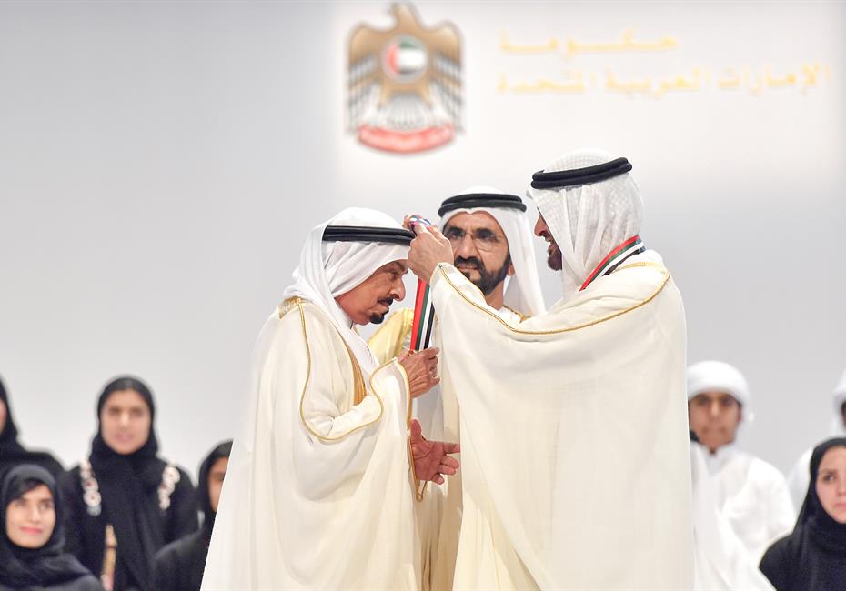  صاحب السمو الشيخ محمد بن راشد آل مكتوم-أخبار-محمد بن راشد ومحمد بن زايد يكرمان 46 من الأوائل والشخصيات والجهات في عام الخير