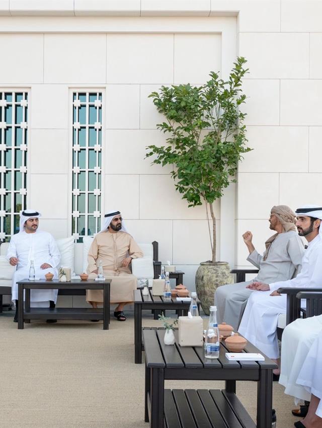  صاحب السمو الشيخ محمد بن راشد آل مكتوم -  - محمد بن راشد ومحمد بن زايد: المواطن سيظل الهدف الرئيسي لأي خطط وبرامج تنموية واجتماعية