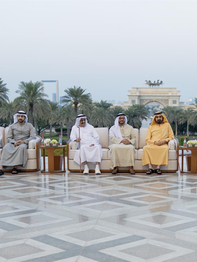 His Highness Sheikh Mohammed bin Rashid Al Maktoum -  - Mohammed bin Rashid meets with prominent leaders, dignitaries and senior officials