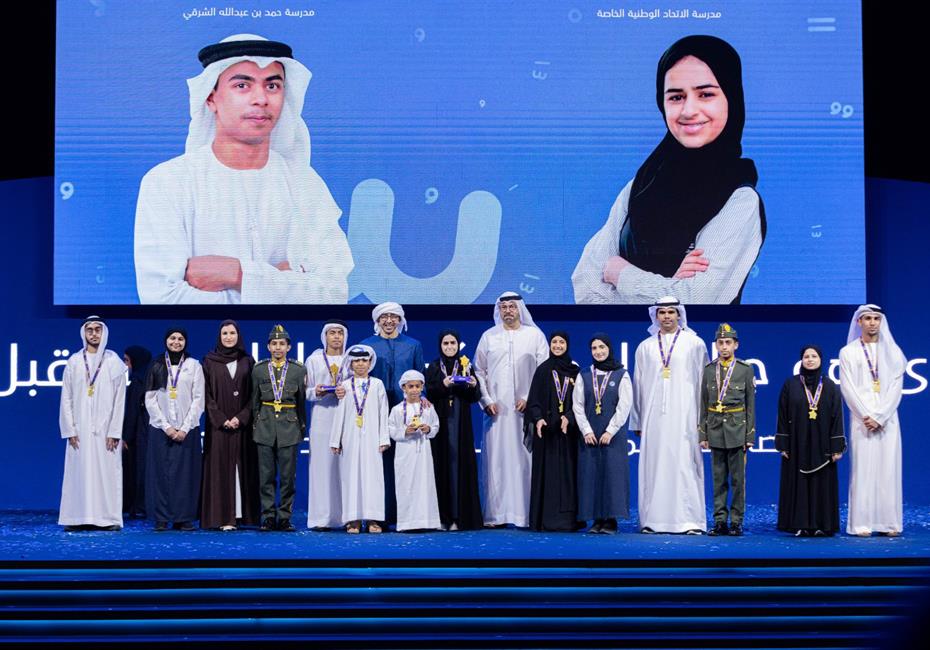  صاحب السمو الشيخ محمد بن راشد آل مكتوم-أخبار-محمد بن راشد: مطمئن على مستقبل بلادنا في أيدي جيل يحب التعلم ويعشق القراءة