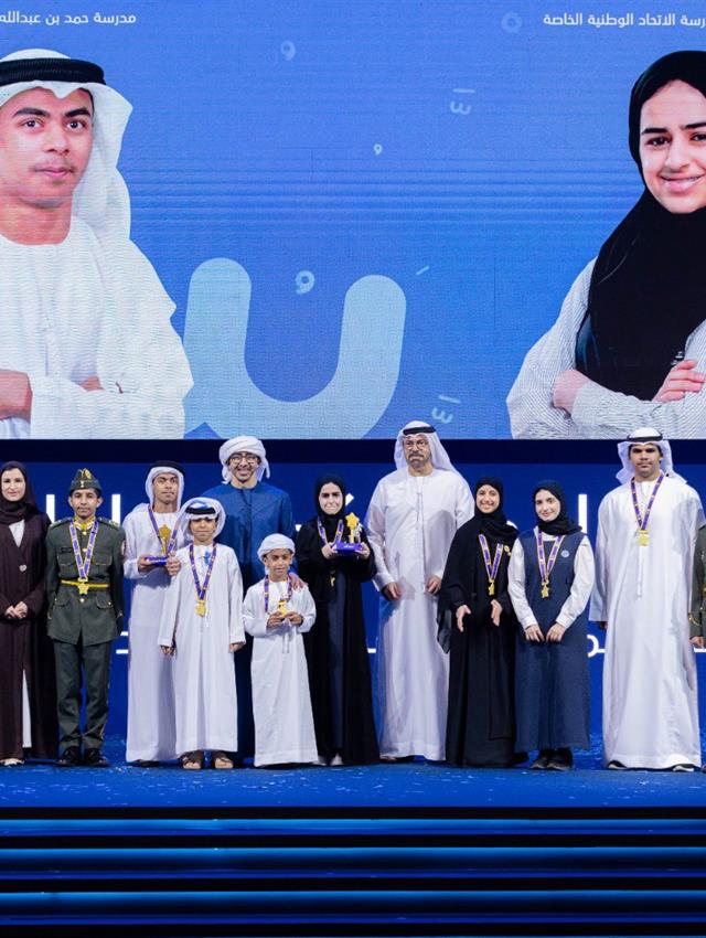  صاحب السمو الشيخ محمد بن راشد آل مكتوم -  - محمد بن راشد: مطمئن على مستقبل بلادنا في أيدي جيل يحب التعلم ويعشق القراءة