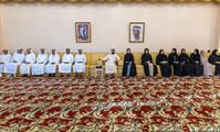  صاحب السمو الشيخ محمد بن راشد آل مكتوم-أخبار-محمد بن راشد يلتقي جمعاً من أعيان البلاد ورجال الأعمال ومسؤولي الجهات والدوائر الحكومية