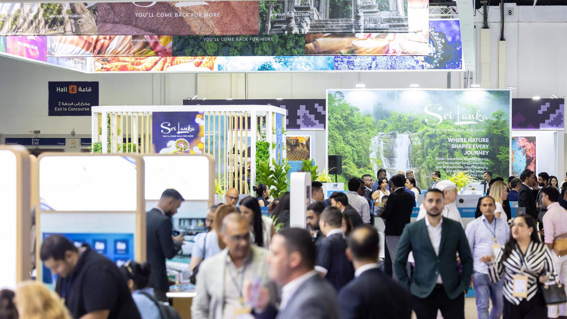 Mohammed bin Rashid visits Arabian Travel Market 2026